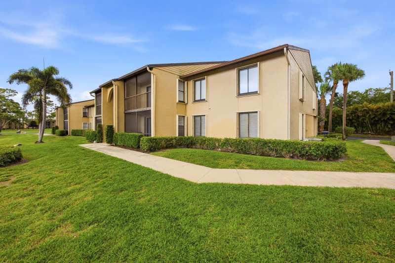 722 Sunny Pine Way # B1, FL 33415