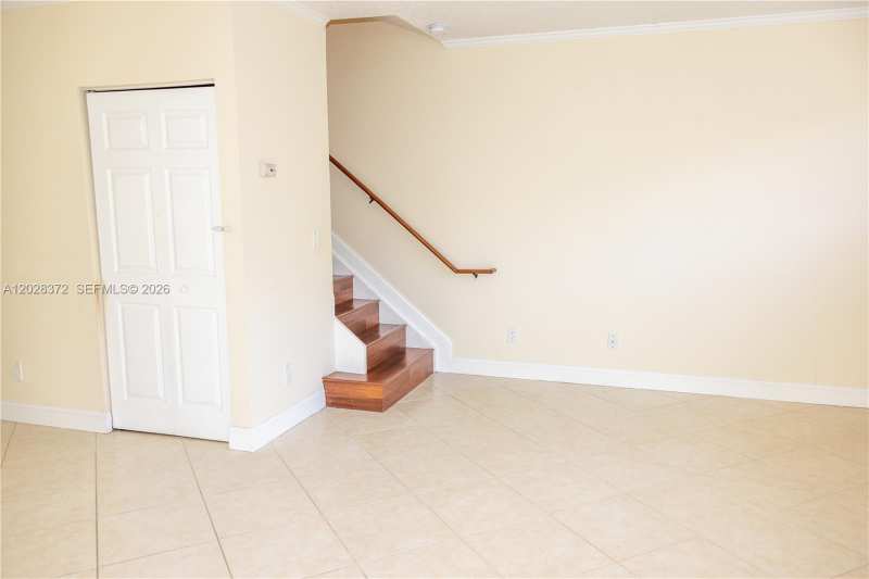 10560 NW 57th Ct, Coral Springs FL 33076