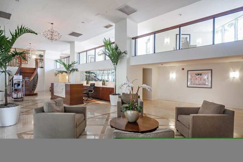 1617 N Flagler Drive # 704, West Palm Beach FL 33407