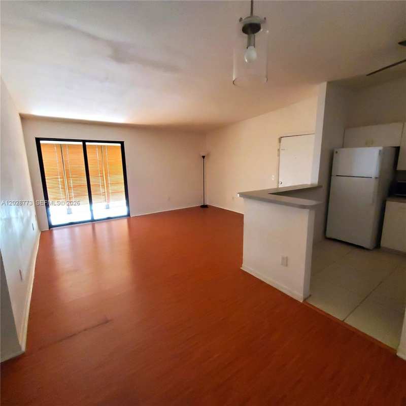 9729 Hammocks Blvd # 206E, Miami FL 33196