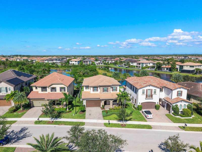 11425 Watercrest Circle E, Parkland FL 33076