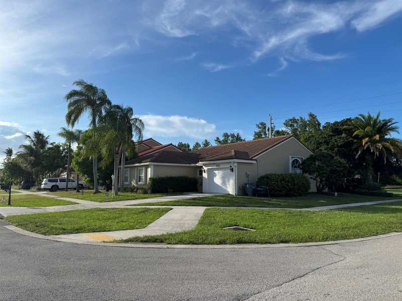 18750 Caspian Circle, Boca Raton FL 33496