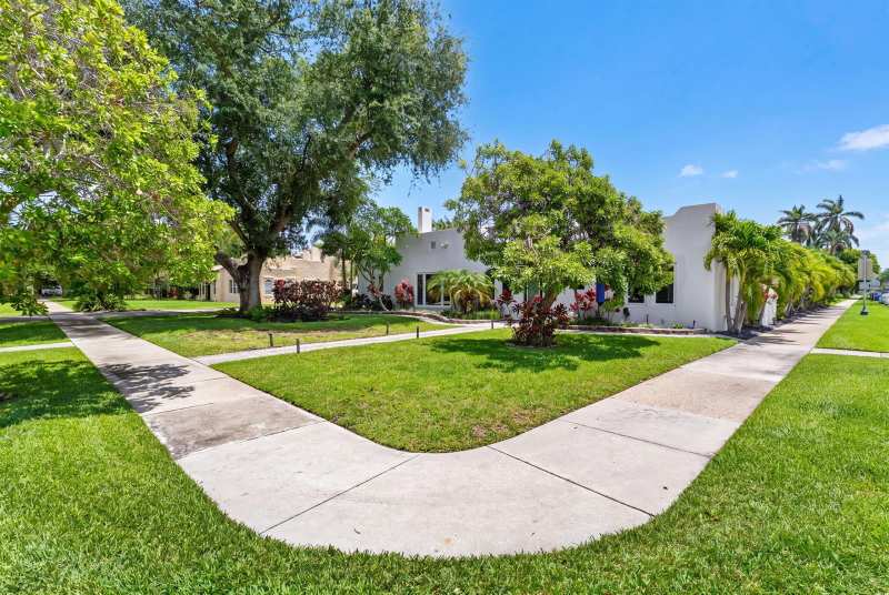 400 NE 5th Avenue, Pompano Beach FL 33060