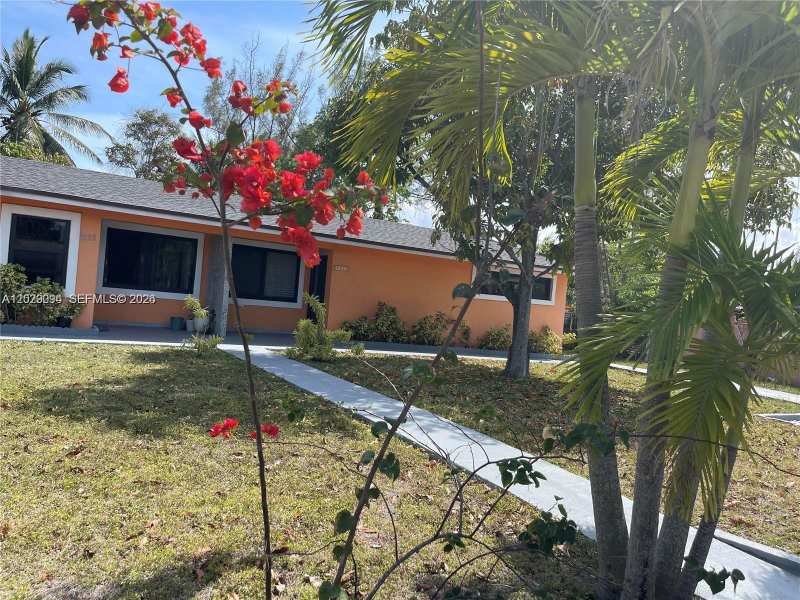 1220 NE 116th St # 1222, Miami FL 33161