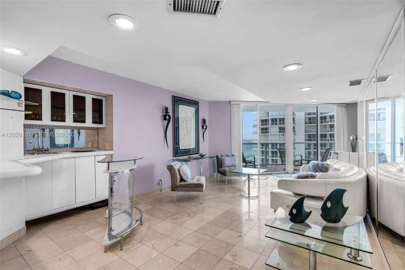 16485 Collins Ave # 1832, Sunny Isles Beach FL 33160