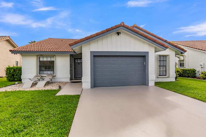 10131 Camelback Lane, Boca Raton FL 33498