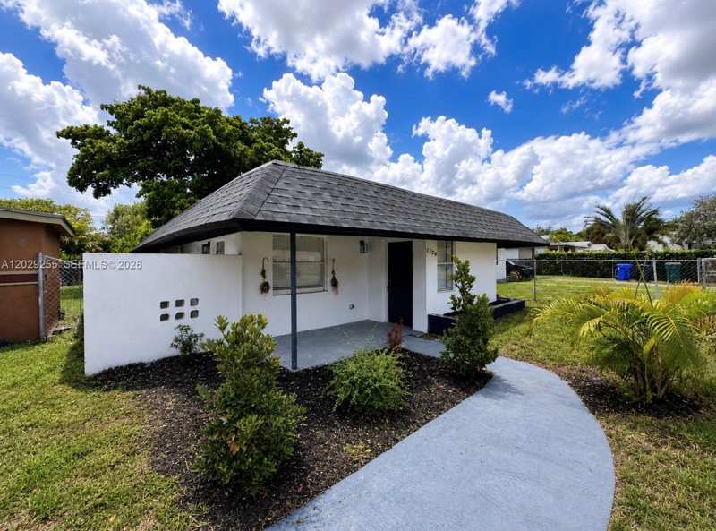 1708 NW 7th St, Fort Lauderdale FL 33311