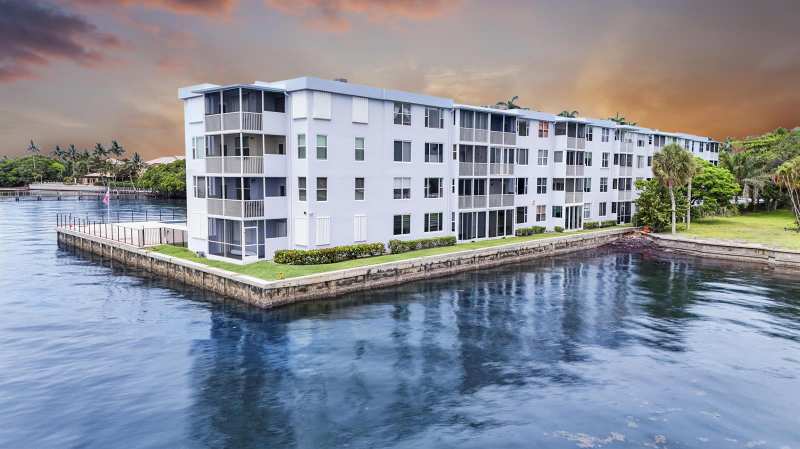 1820 New Palm Way # 202, Boynton Beach FL 33435