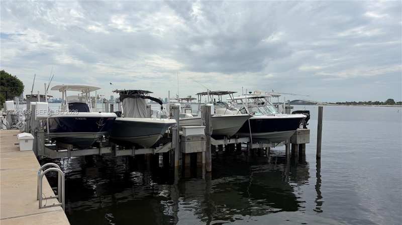 150 SE 25th Rd, Miami FL 33131