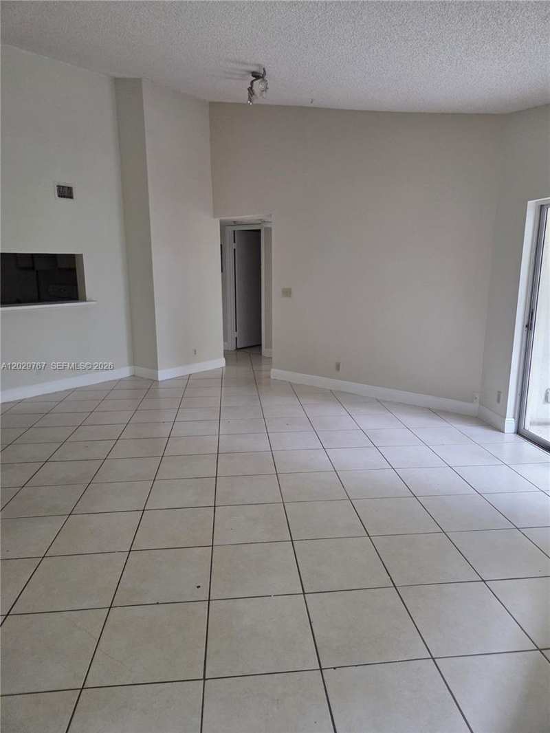 9901 Westview Dr # 337, Coral Springs FL 33076