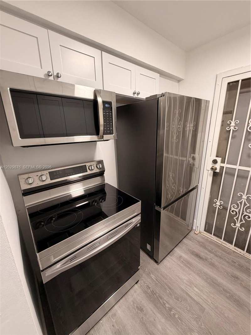 12195 W Dixie Hwy # 6E, North Miami FL 33161