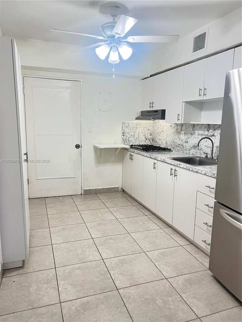 1401 E 8th Ave, Hialeah FL 33010