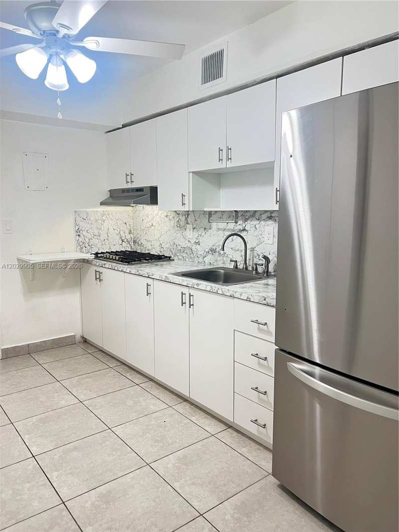 1401 E 8th Ave, Hialeah FL 33010