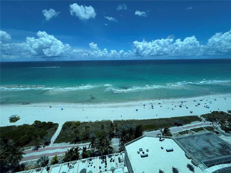 5445 Collins Ave # 1701, Miami Beach FL 33140