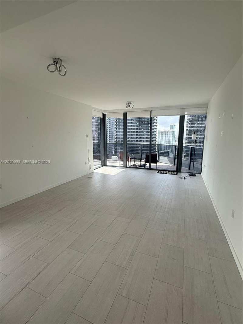 1000 Brickell Plz # 3412, Miami FL 33131