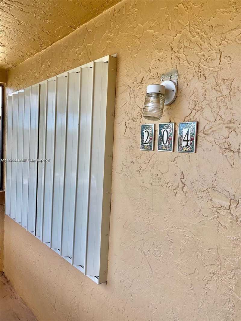 159 Lakeview dr # 204, Weston FL 33326