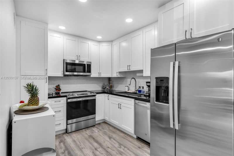 13726 SW 90th Ave # 28, Miami FL 33176