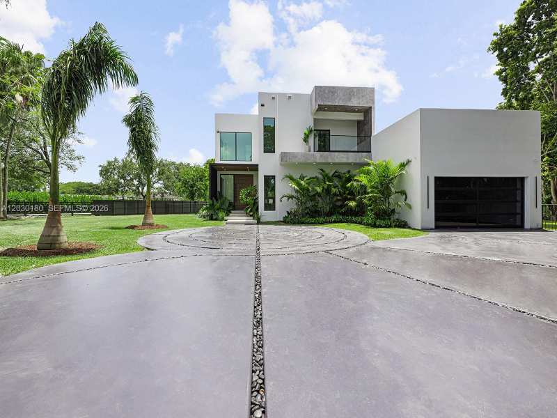 9530 SW 95th Ct, Miami FL 33176