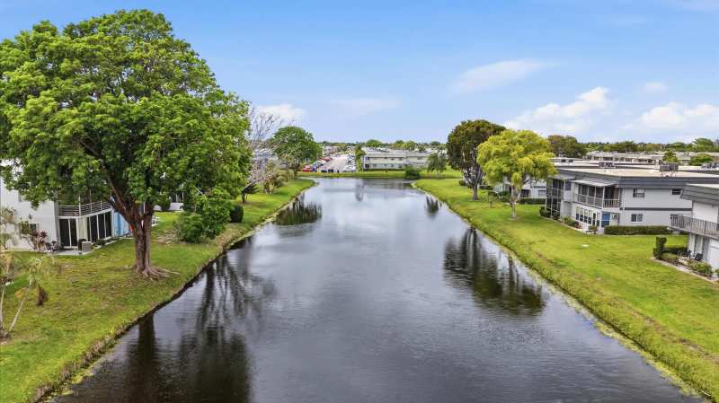 376 Saxony H, Delray Beach FL 33446