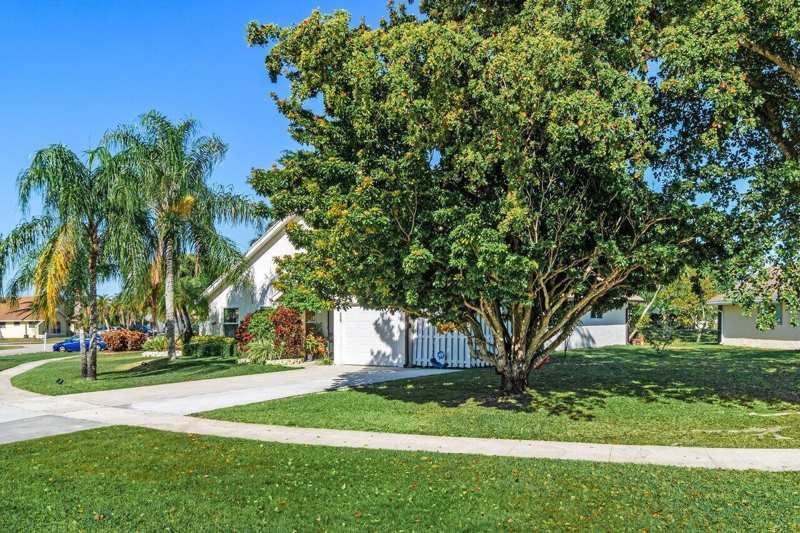 22525 Swordfish Drive, Boca Raton FL 33428