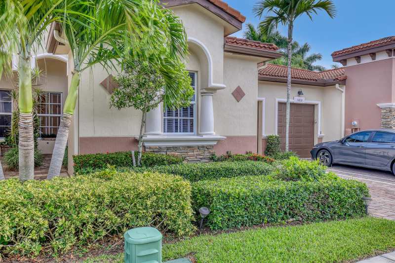 14804 Via Porta, Delray Beach FL 33446