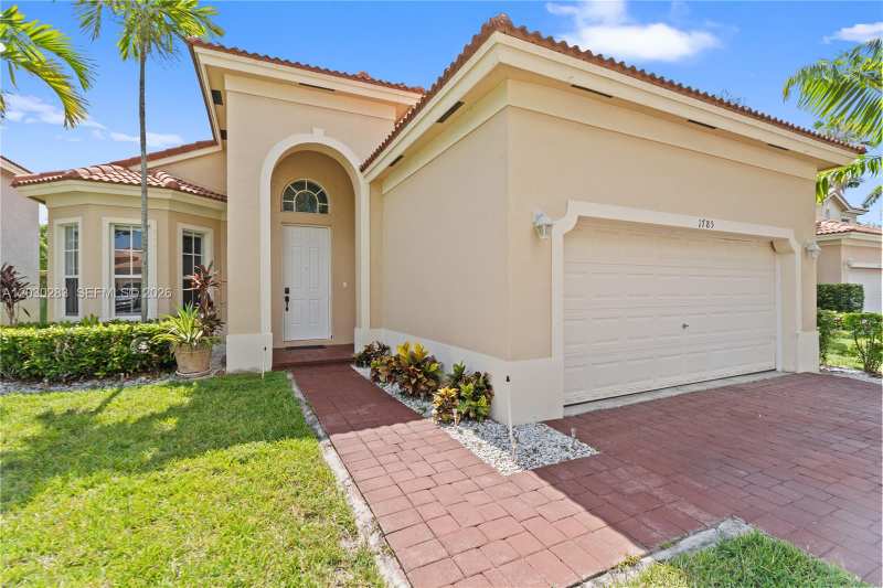 1785 NE 37th Pl, Homestead FL 33033