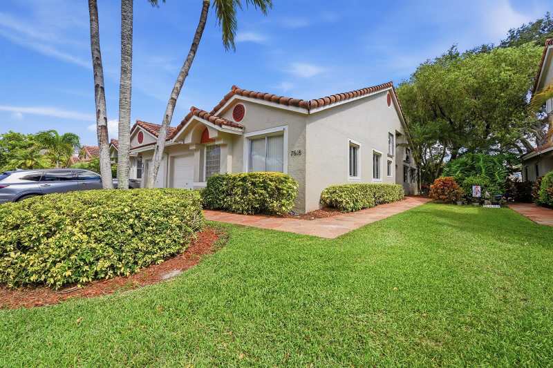 7618 S Pinewalk Dr S # 132, Margate FL 33063