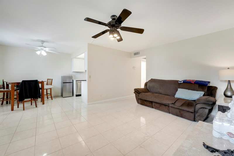 1011 Exeter, Boca Raton FL 33434