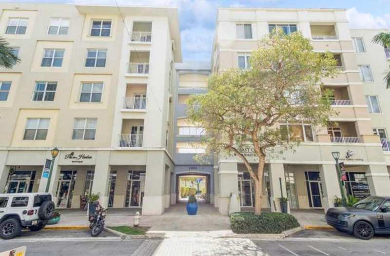 1200 Town Center Drive # 305, Jupiter FL 33458