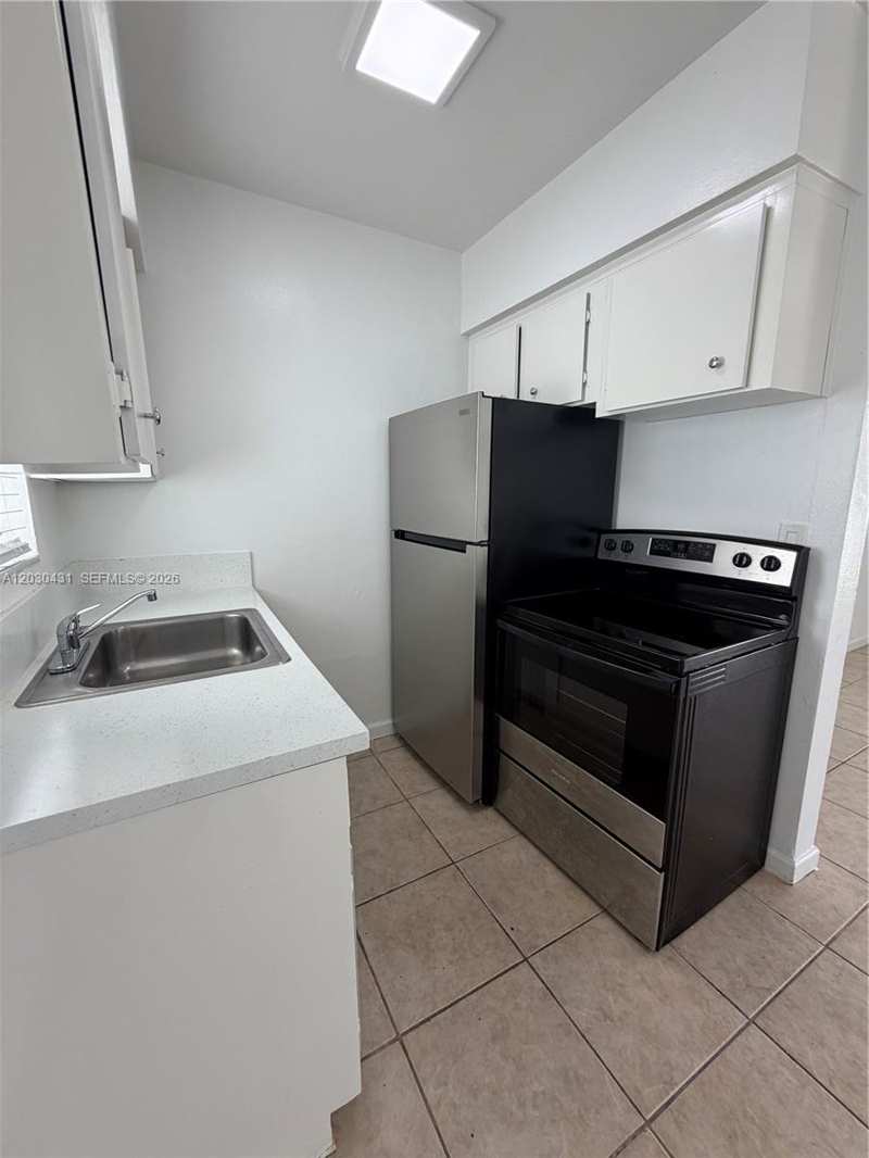 775 NE 128TH ST # 3, North Miami FL 33161
