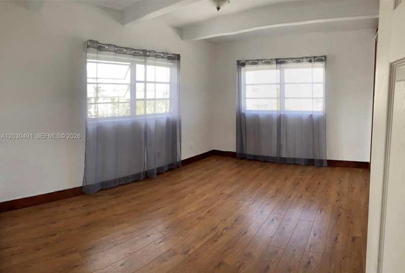 7410 SW 82nd St # K401, Miami FL 33143