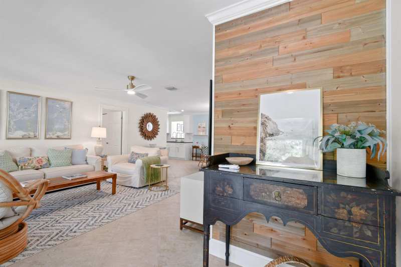 13074 23rd Avenue N, Palm Beach Gardens FL 33410
