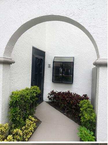 5250 Europa Drive # B, Boynton Beach FL 33437