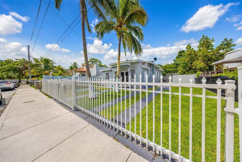 3128 NW 3rd Ave, Miami FL 33127