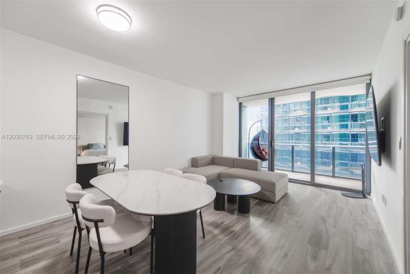 801 S Miami Ave # 2907, Miami FL 33130