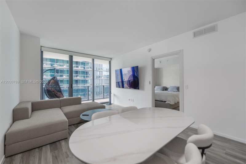 801 S Miami Ave # 2907, Miami FL 33130