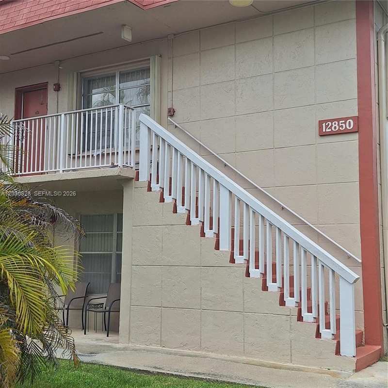 12850 SW 43rd Dr # B, Miami FL 33175