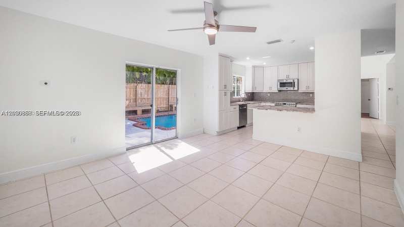 9712 SW 213th Ter, Cutler Bay FL 33189