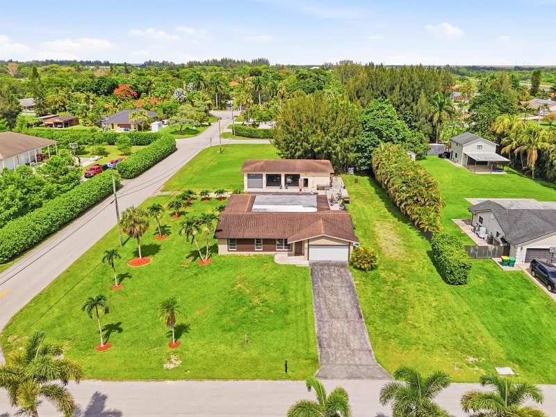 4841 SW 201st Terrace, Southwest Ranches FL 33332