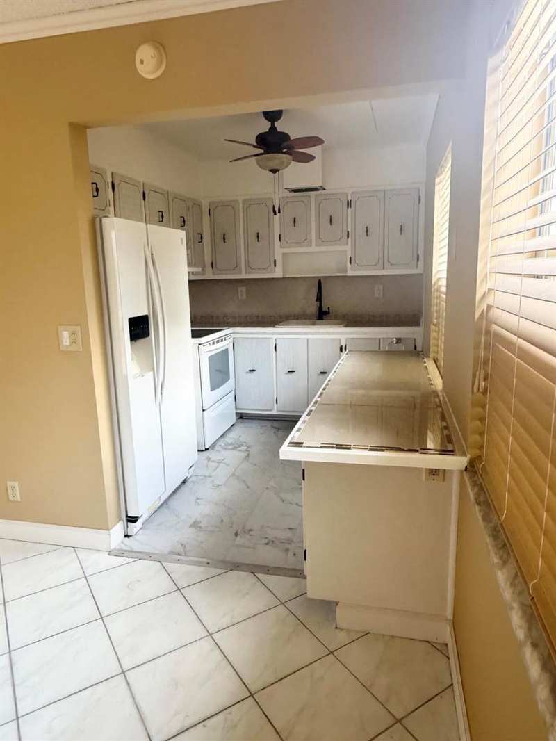 814 Burgundy Q, Delray Beach FL 33484
