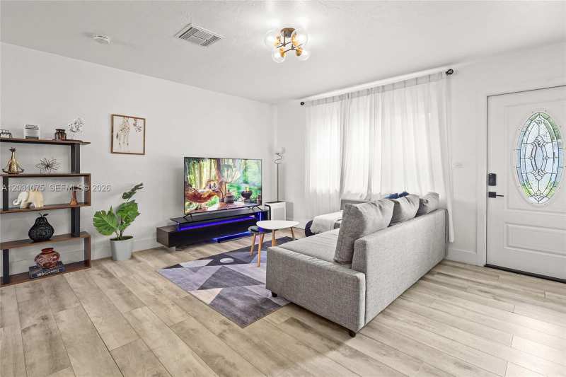 11002 NE 13th Ave, Miami FL 33161