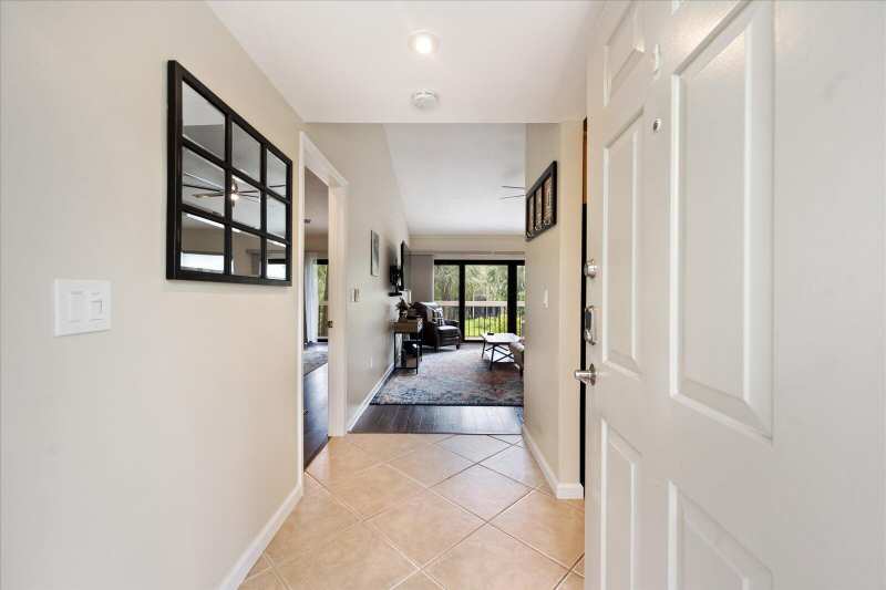 11863 Wimbledon Circle # 538, Wellington FL 33414