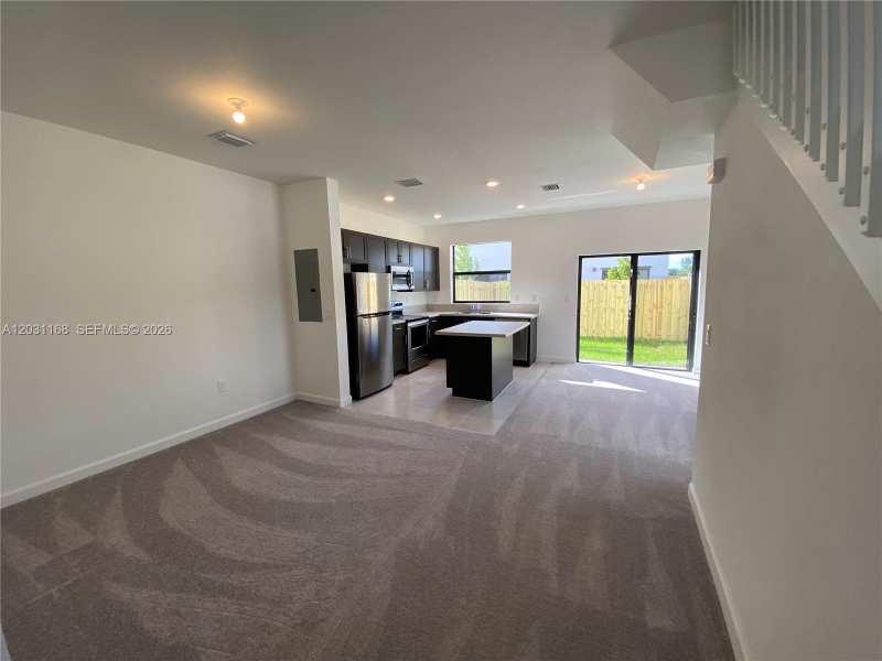 21466 NE 3 Place, Miami FL 33179