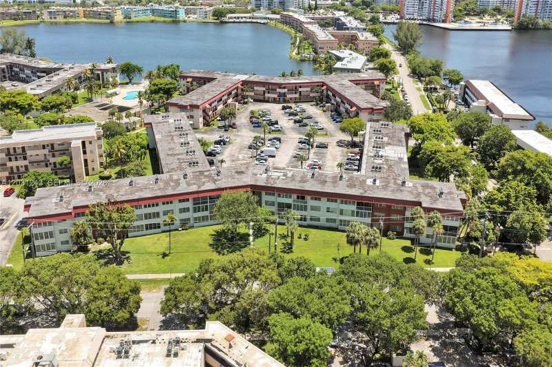 1400 NE 191st St # 343, Miami FL 33179