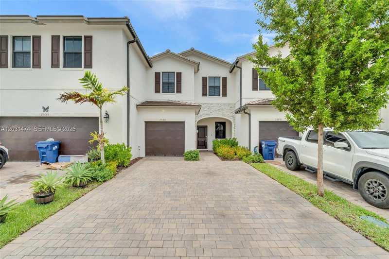 23082 SW 129th Ct, Miami FL 33170