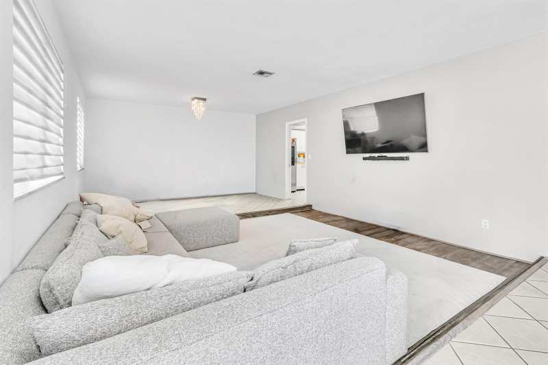 2200 N 47th Avenue, Hollywood FL 33021