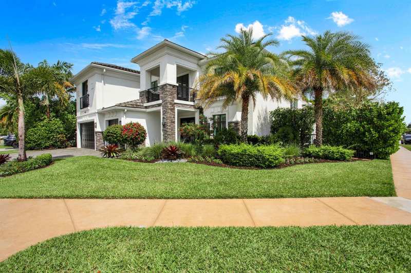 6903 NW 28th Avenue, Boca Raton FL 33496