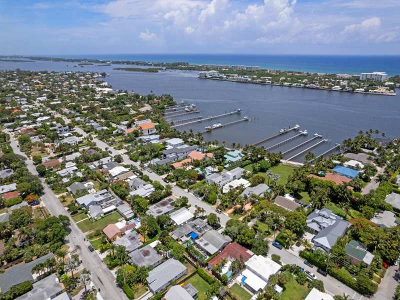 1615 N Lakeside Drive, FL 33460