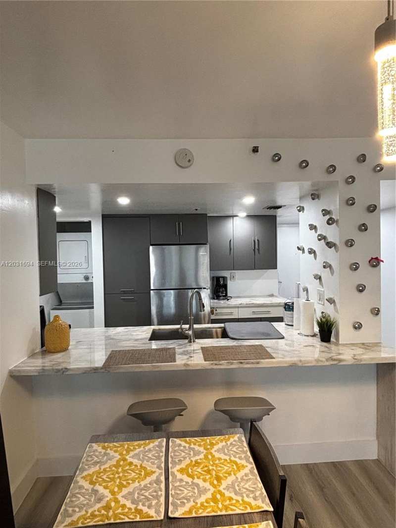 1717 N Bayshore Dr # 1652, Miami FL 33132