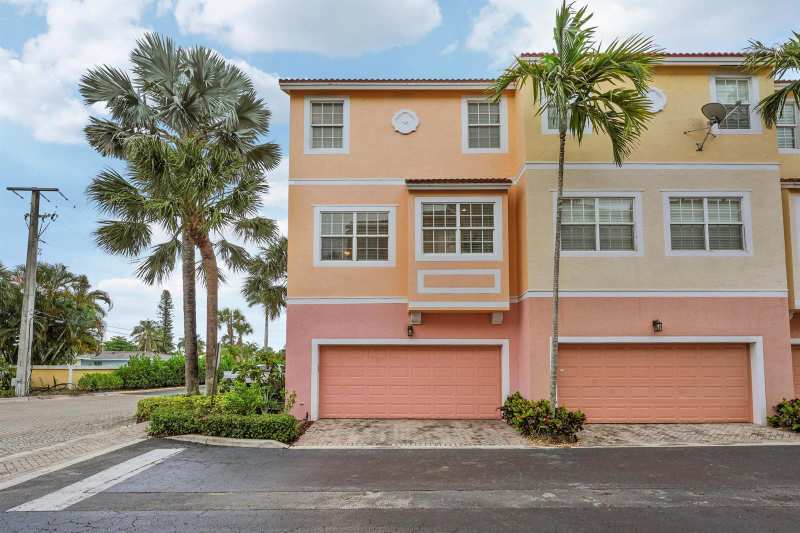115 Harbors Way, Boynton Beach FL 33435